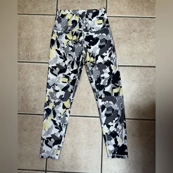 Balance Collection Yellow:Black Capri Cropped High Rise Leggings - Picture 3 of 8